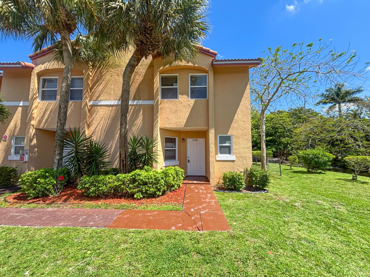 11401 45th Street - Photo 1