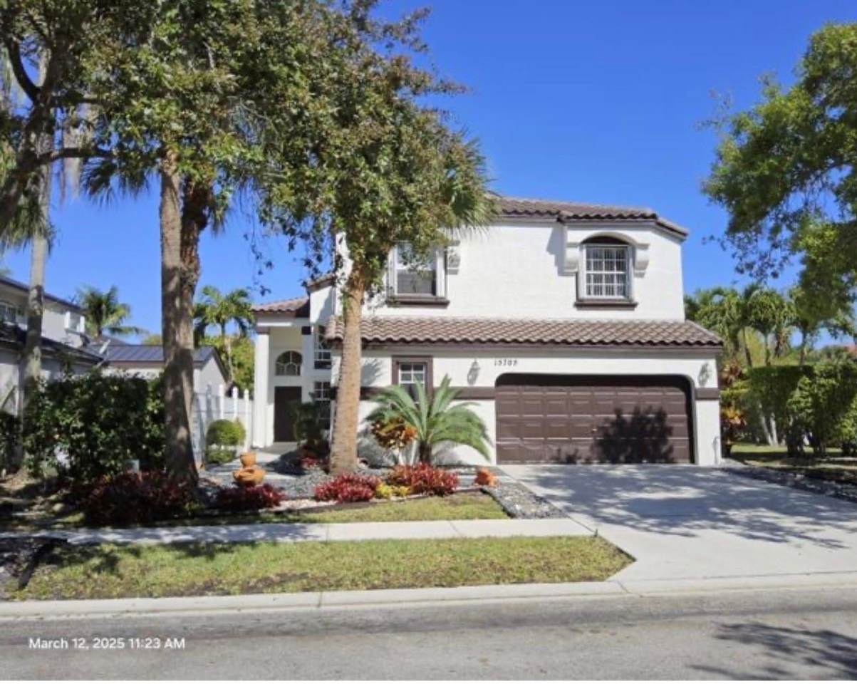 15705 10th Street - Photo 1