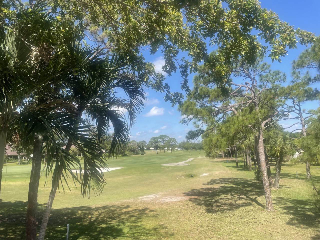 https://bt-photos.global.ssl.fastly.net/beaches/1280_boomver_1_B26026140-2.jpg