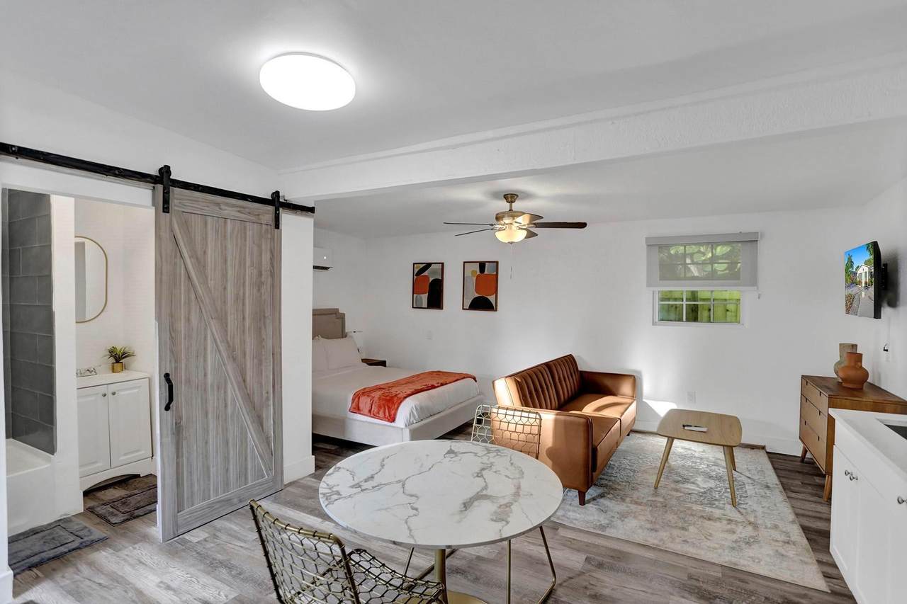 1121 15th Avenue - Photo 1