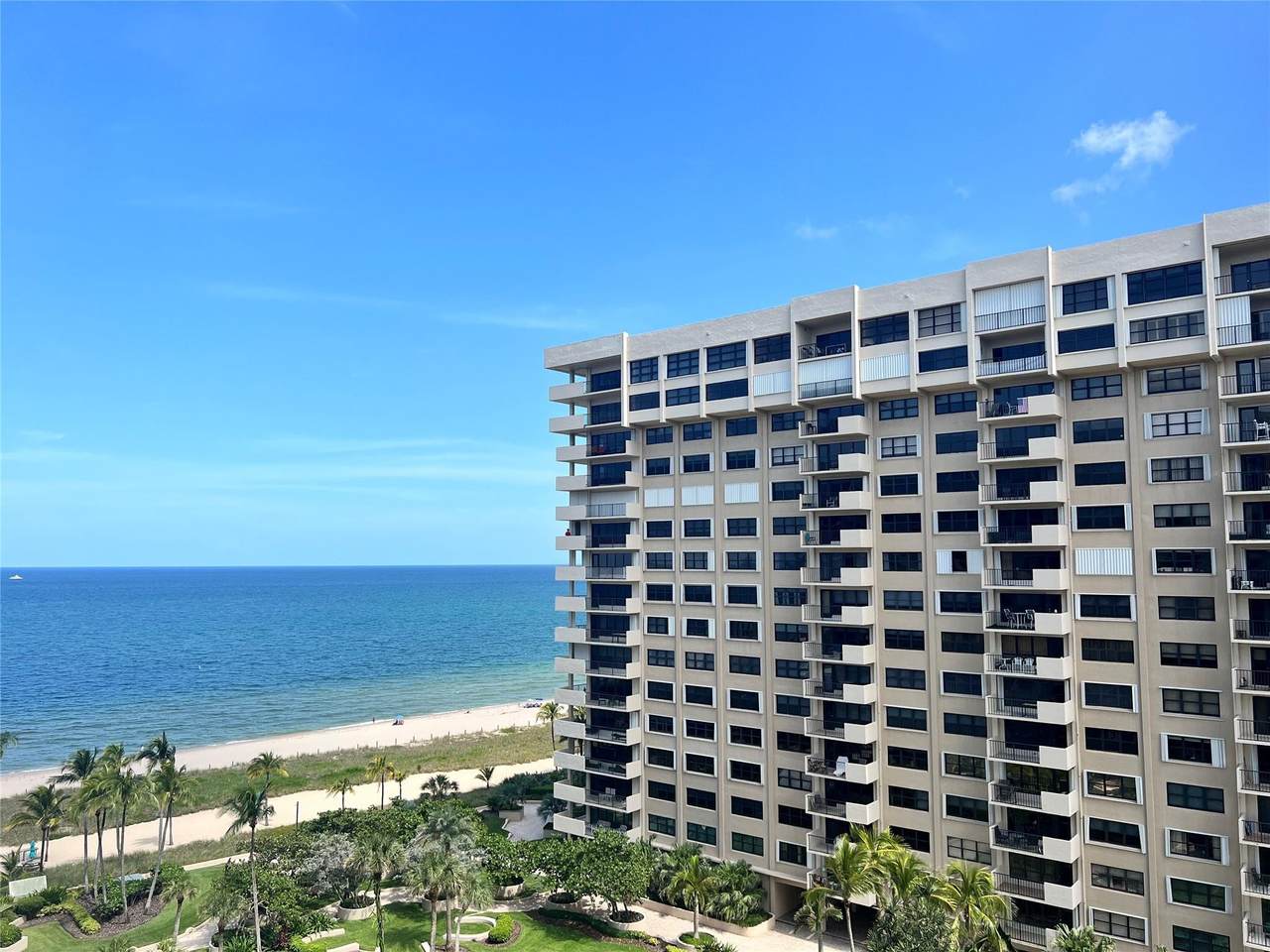 https://bt-photos.global.ssl.fastly.net/beaches/1280_boomver_1_B26026209-2.jpg