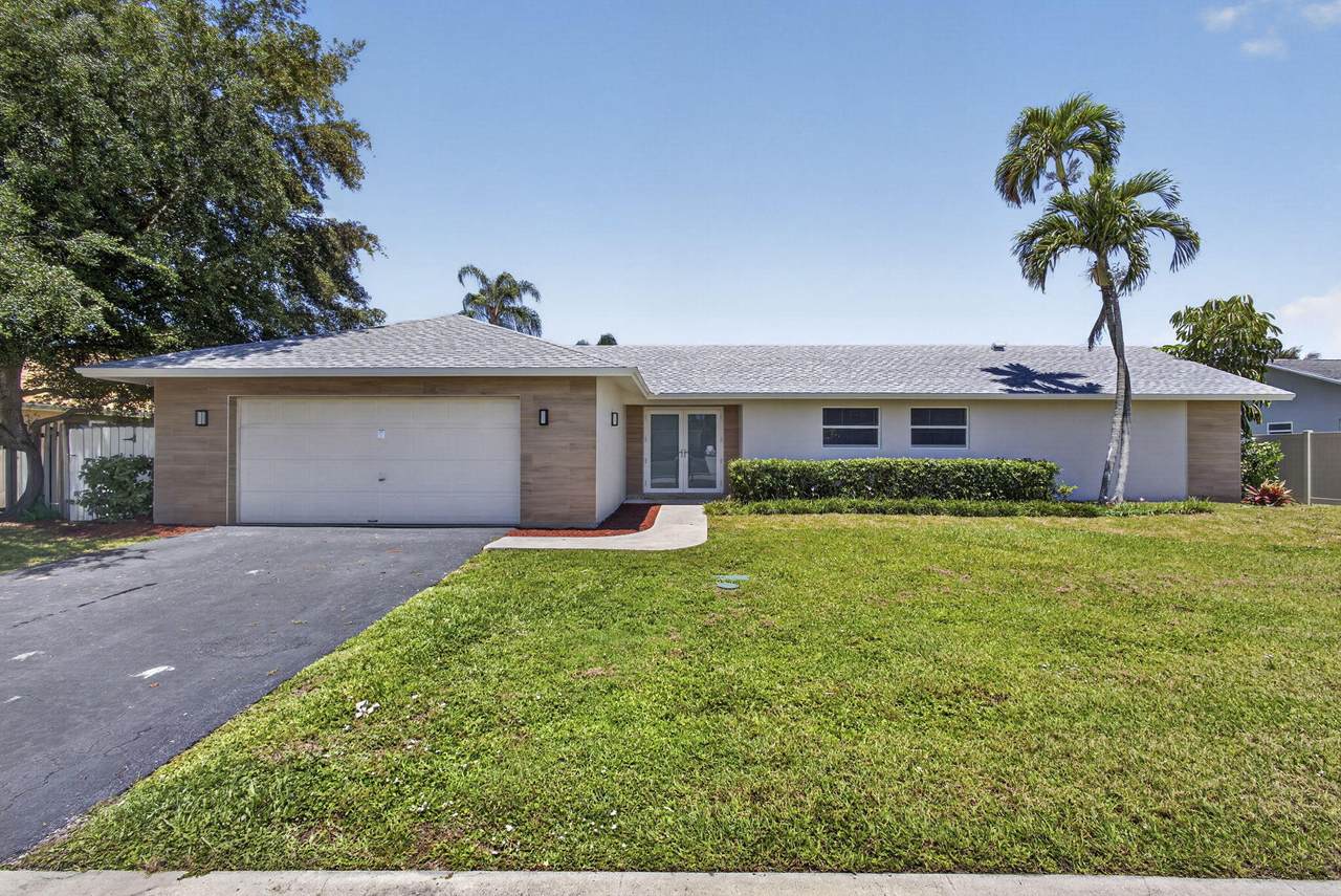 12890 Guilford Circle - Photo 1