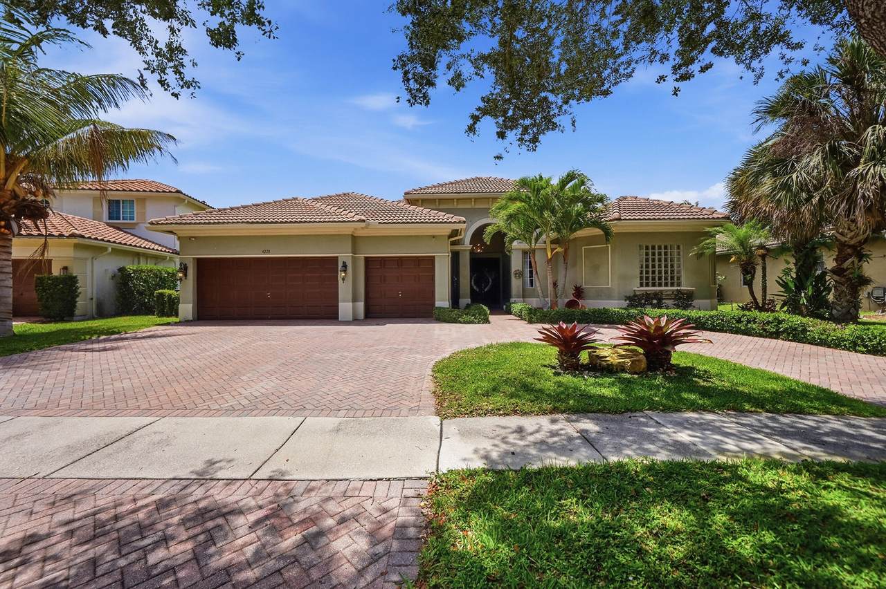 4228 Cedar Creek Ranch Circle - Photo 1