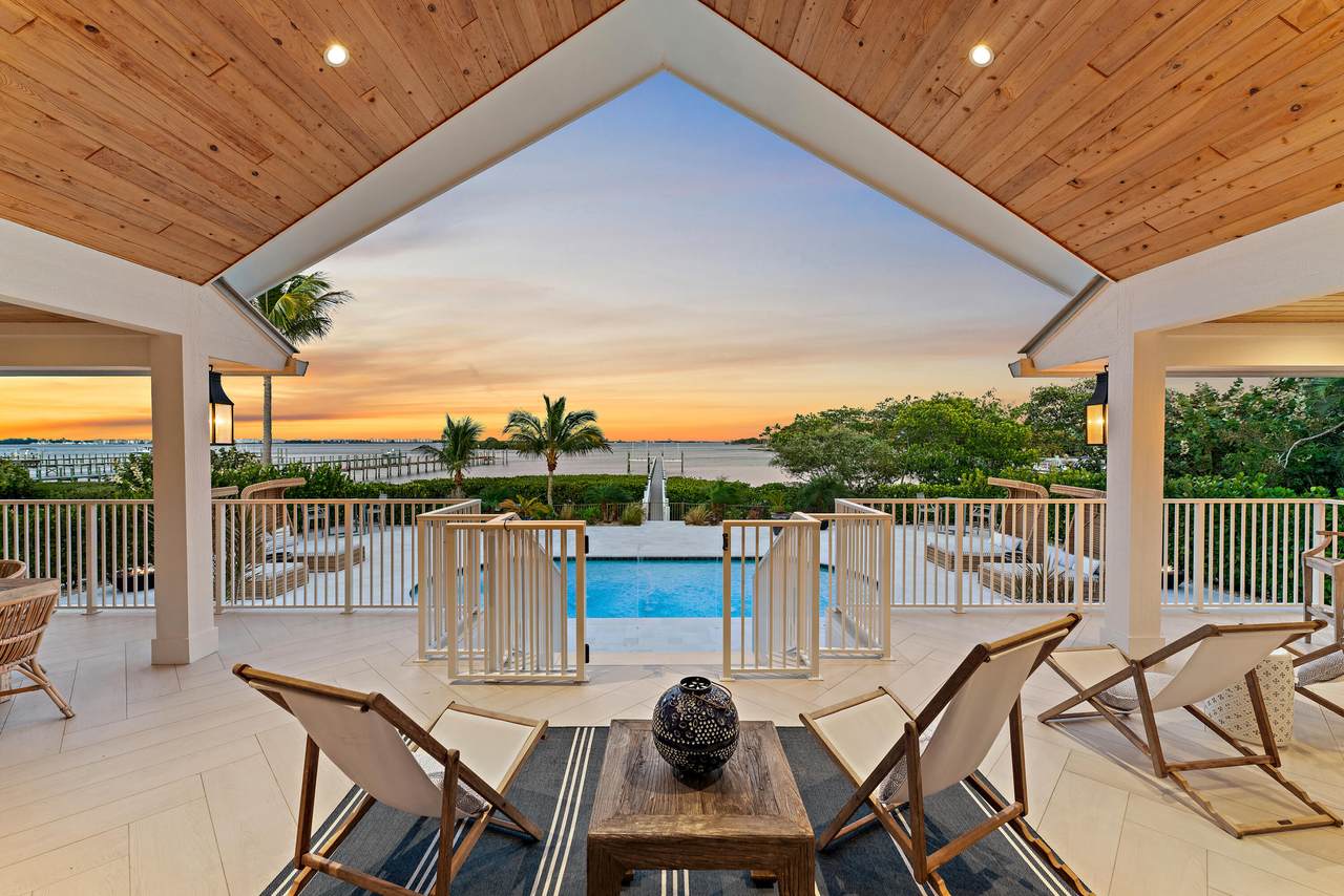 116 Sewalls Point Road - Photo 1