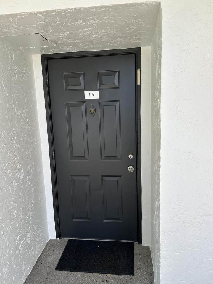 4725 Lucerne Lakes Boulevard - Photo 1