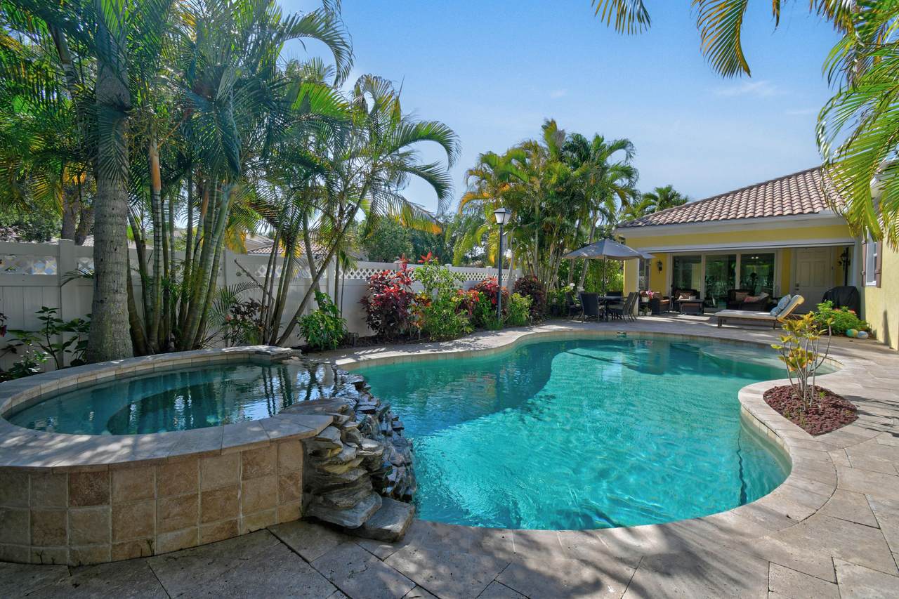 149 San Remo Drive - Photo 1