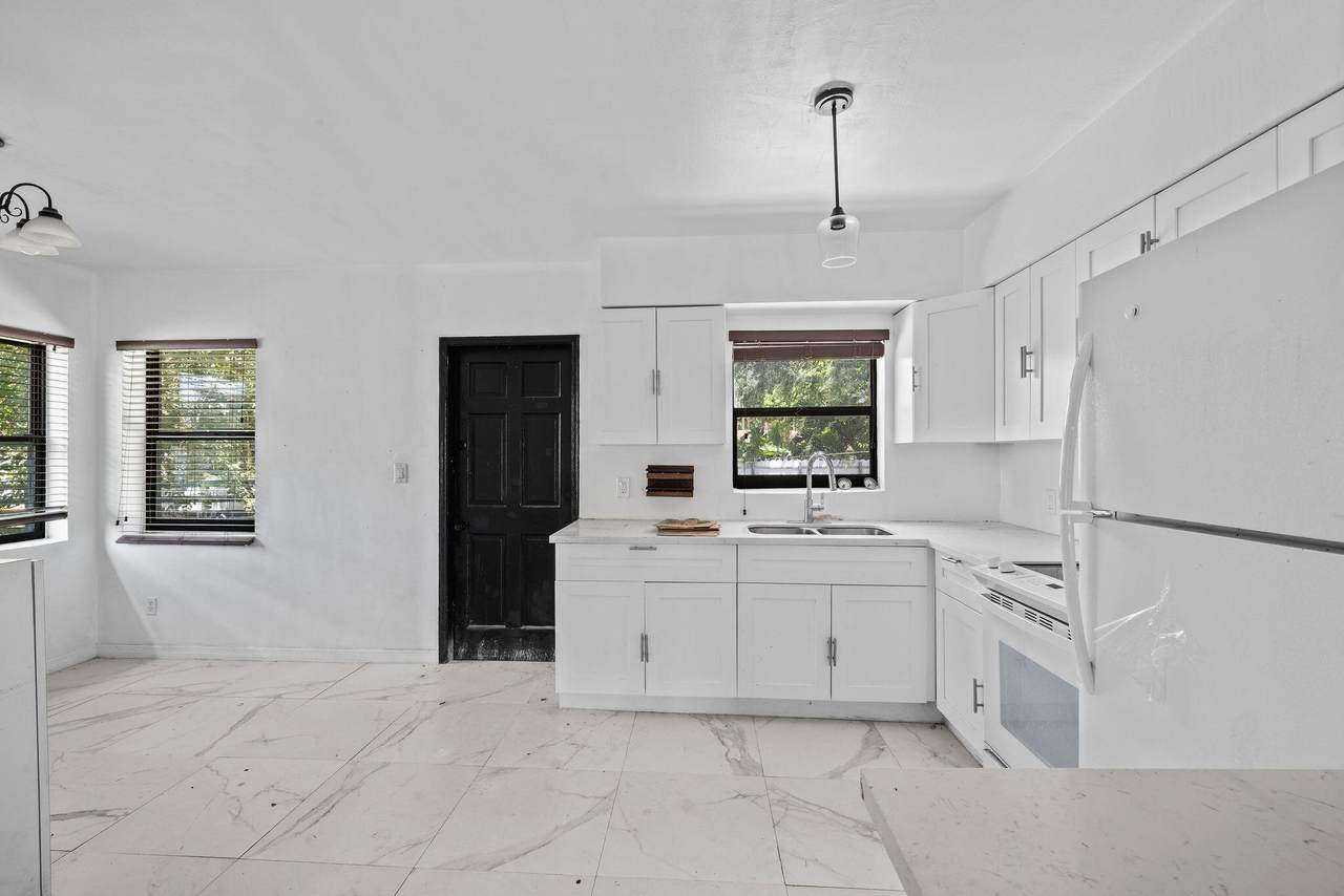 515 88th Street - Photo 1