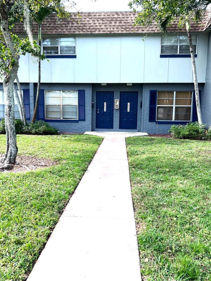 4844 9th Drive - Photo 1