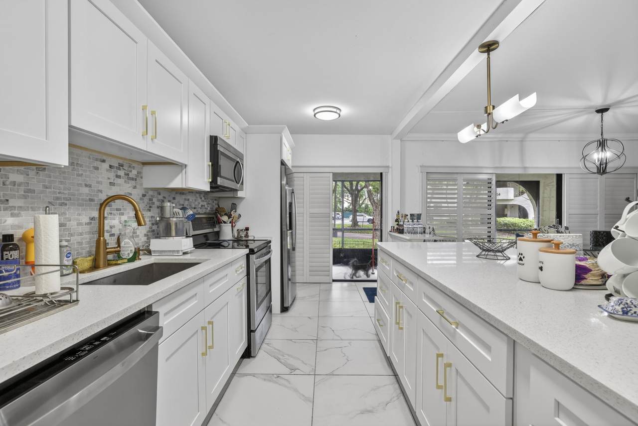 6328 Longboat Ln Lane - Photo 1