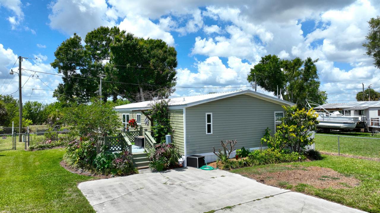 1102 Casey Lane - Photo 1
