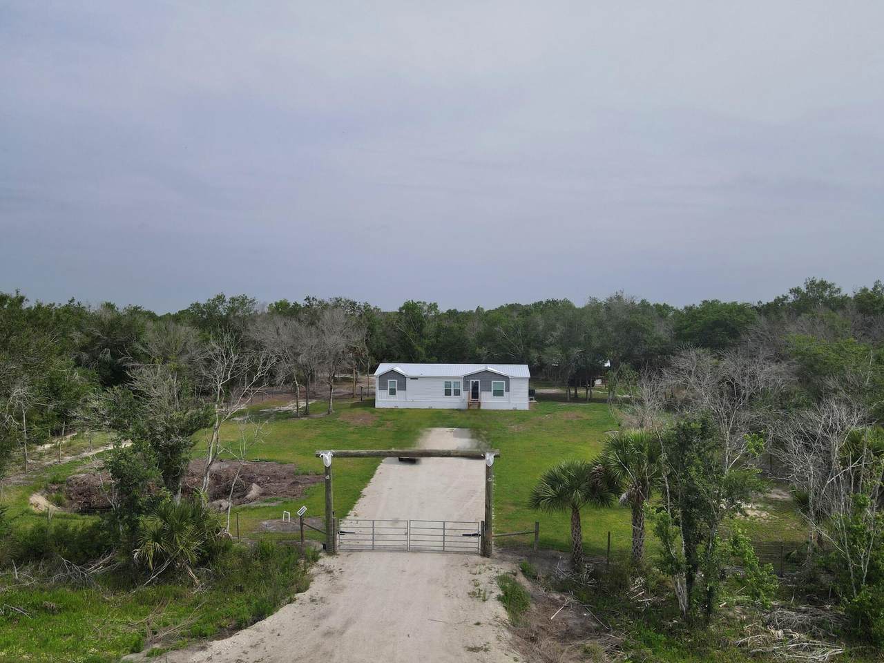 19411 258th Street - Photo 1
