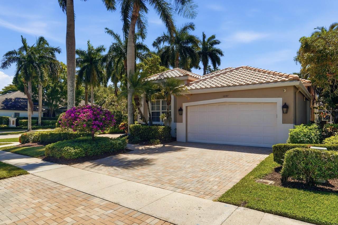 16197 Villa Vizcaya Place - Photo 1