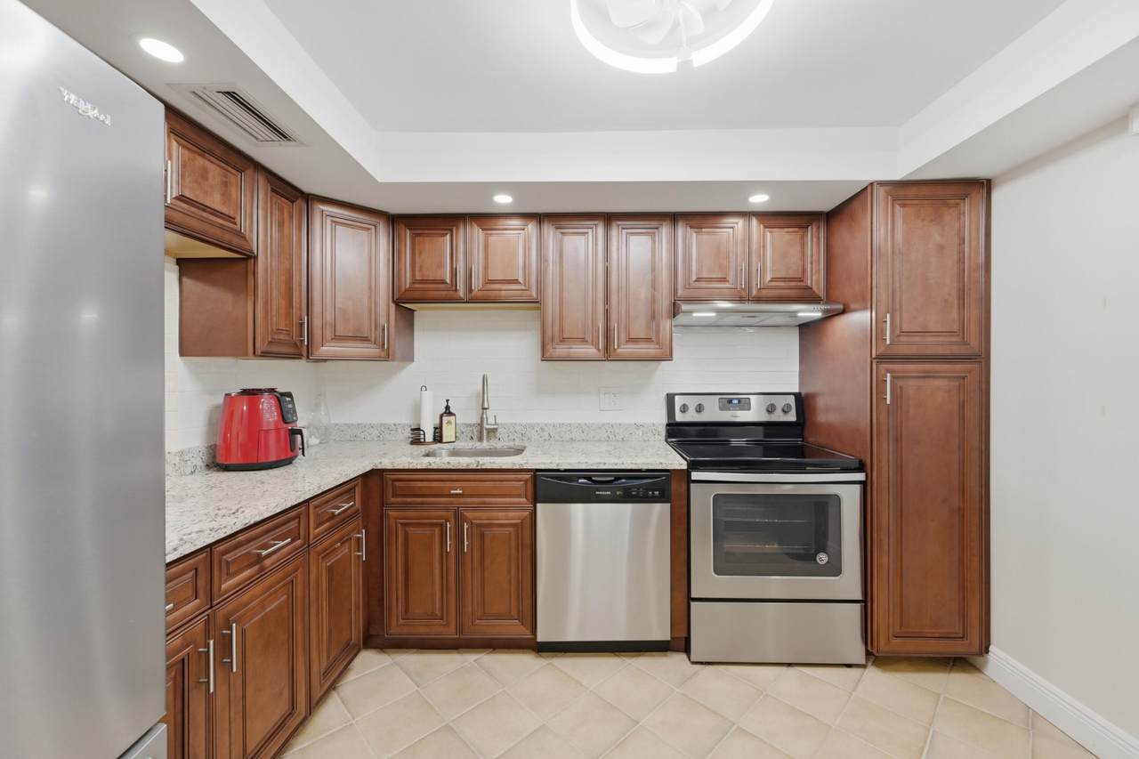 3231 Holiday Springs Boulevard - Photo 1