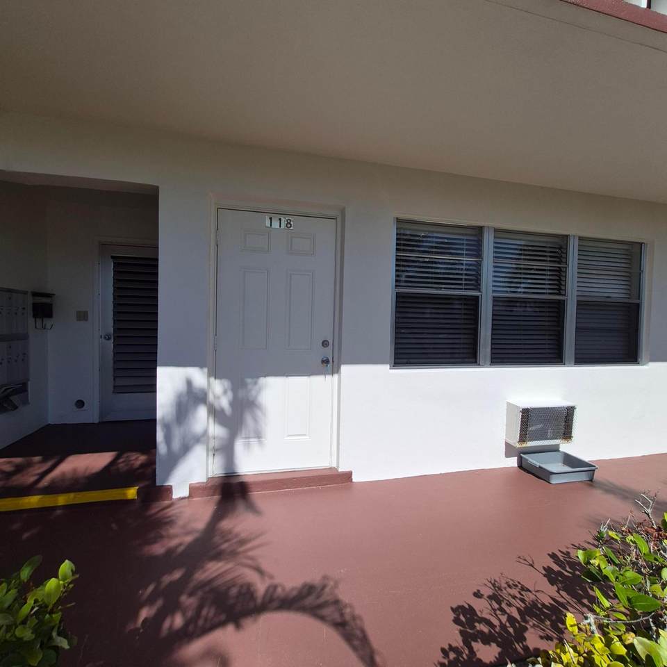 118 Kent H - Photo 1