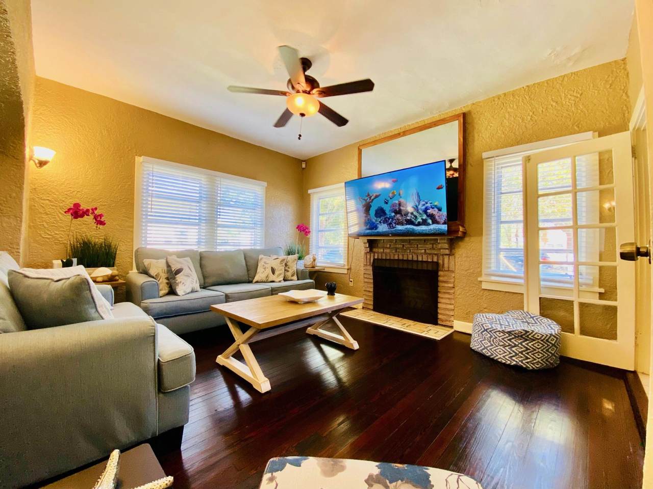 5555 Garden Avenue - Photo 1