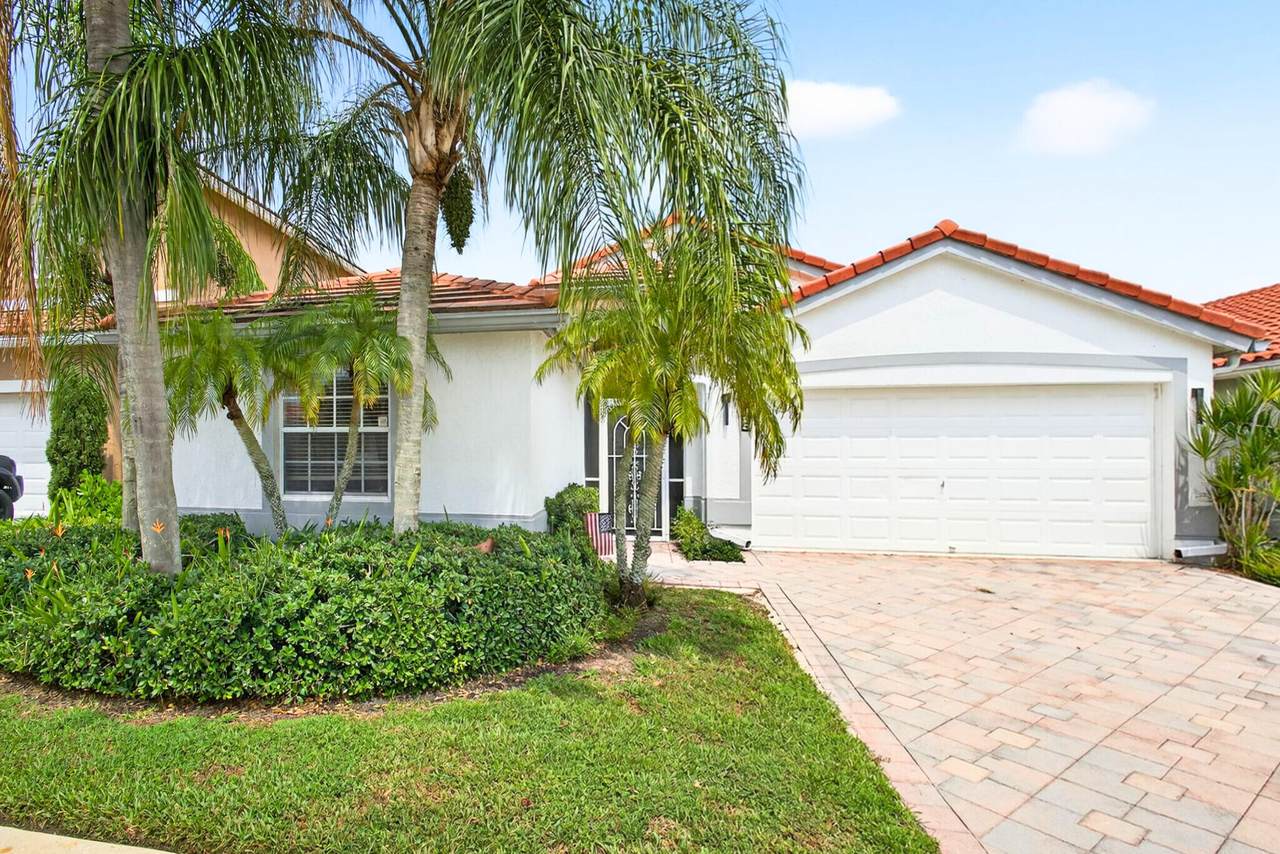 15155 Newquay Court - Photo 1