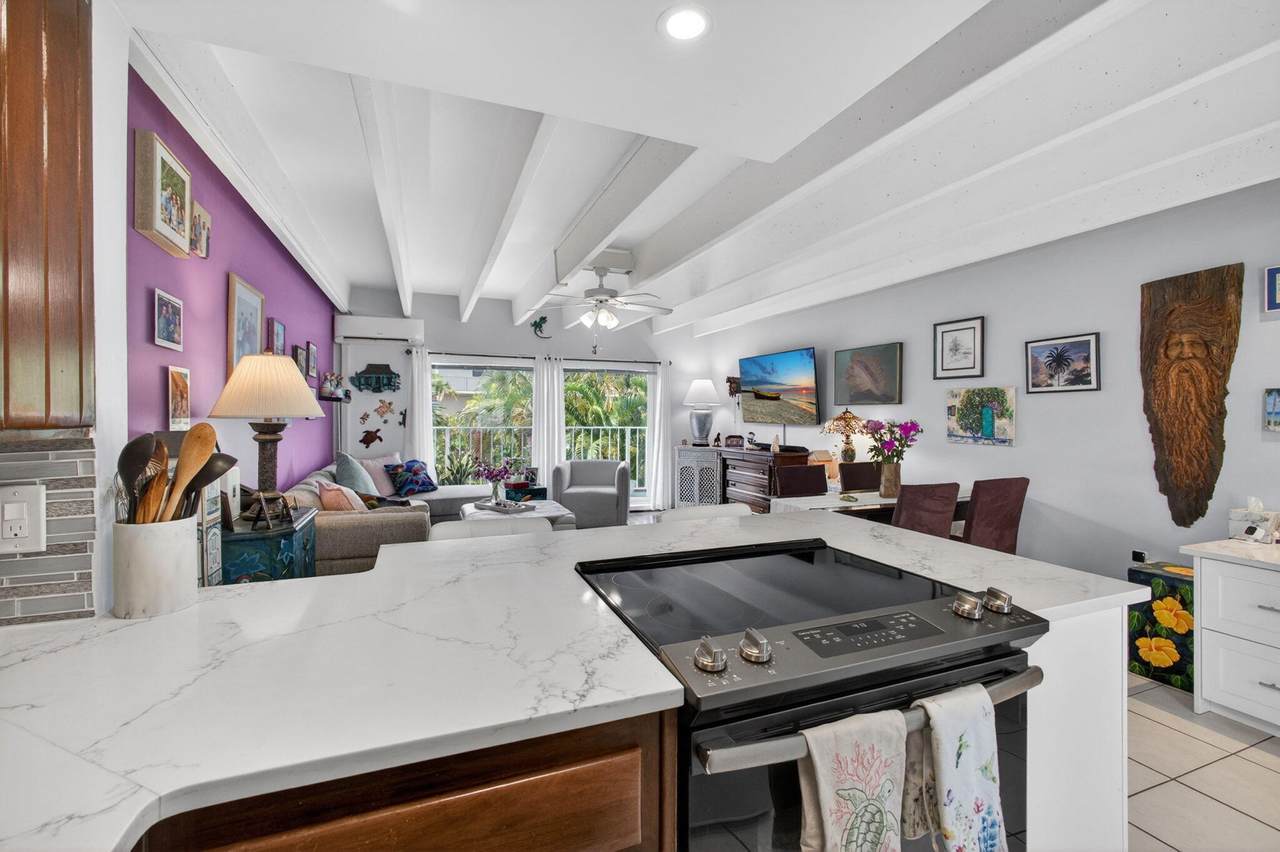 4001 Ocean Boulevard - Photo 1