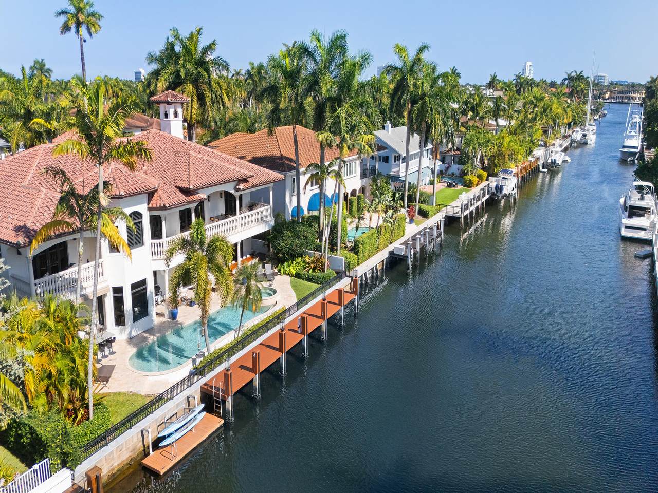 441 Royal Plaza Drive - Photo 1