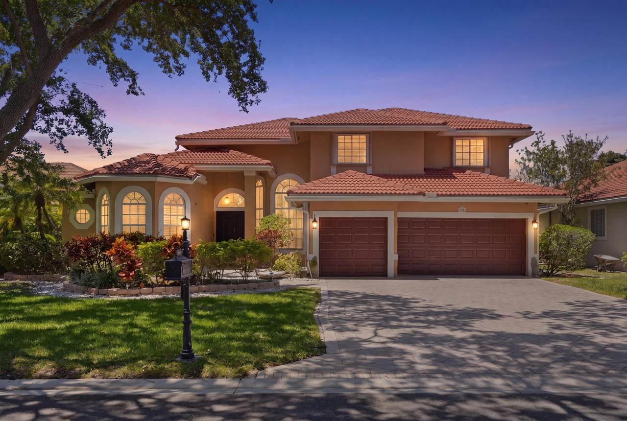 4978 Rothschild Drive - Photo 1