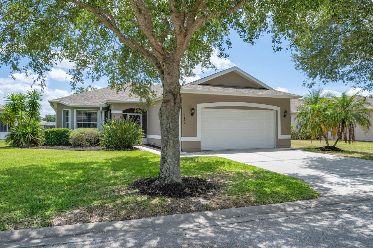 1336 Shoreline Circle - Photo 1