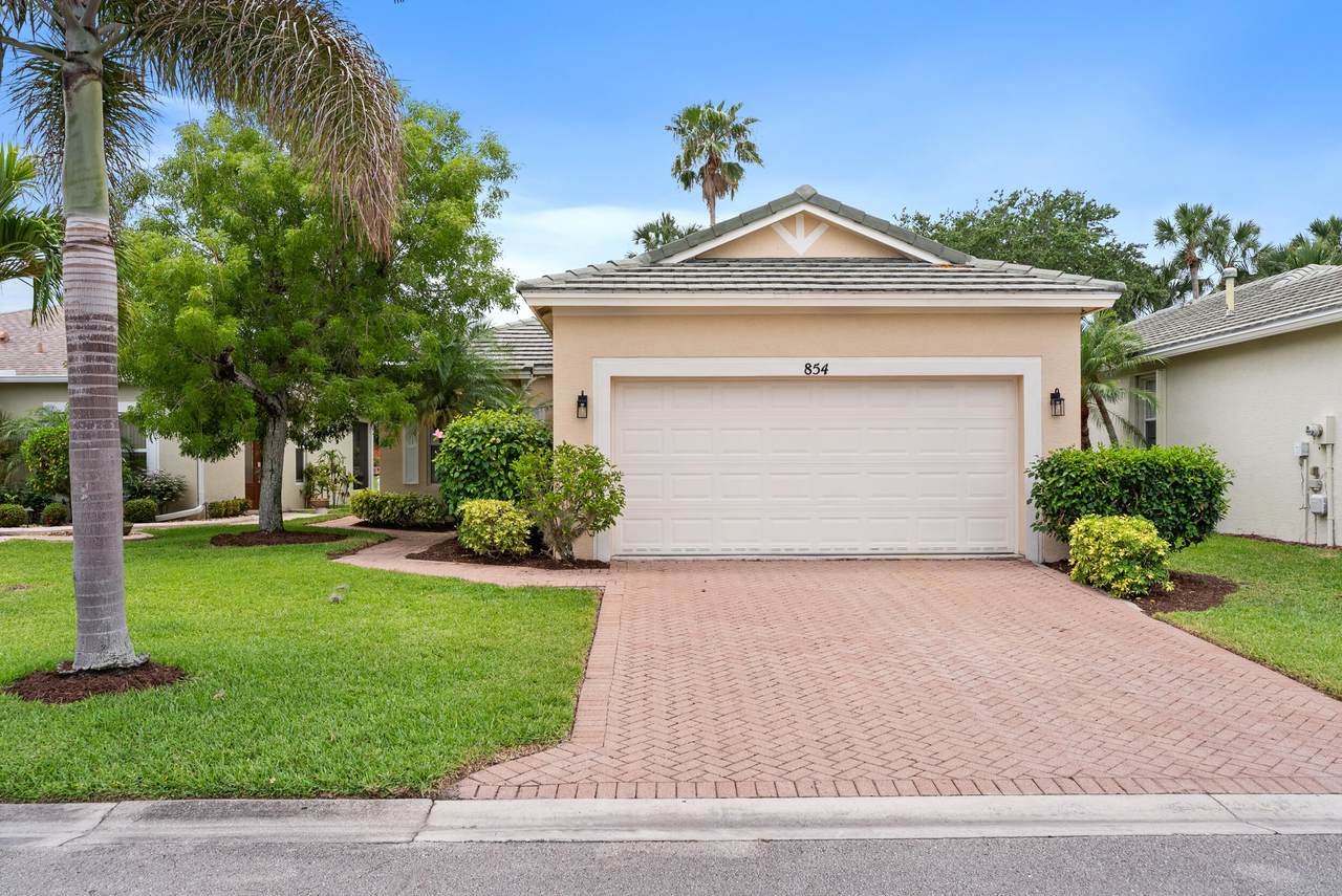 854 Rocky Bayou Terrace - Photo 1