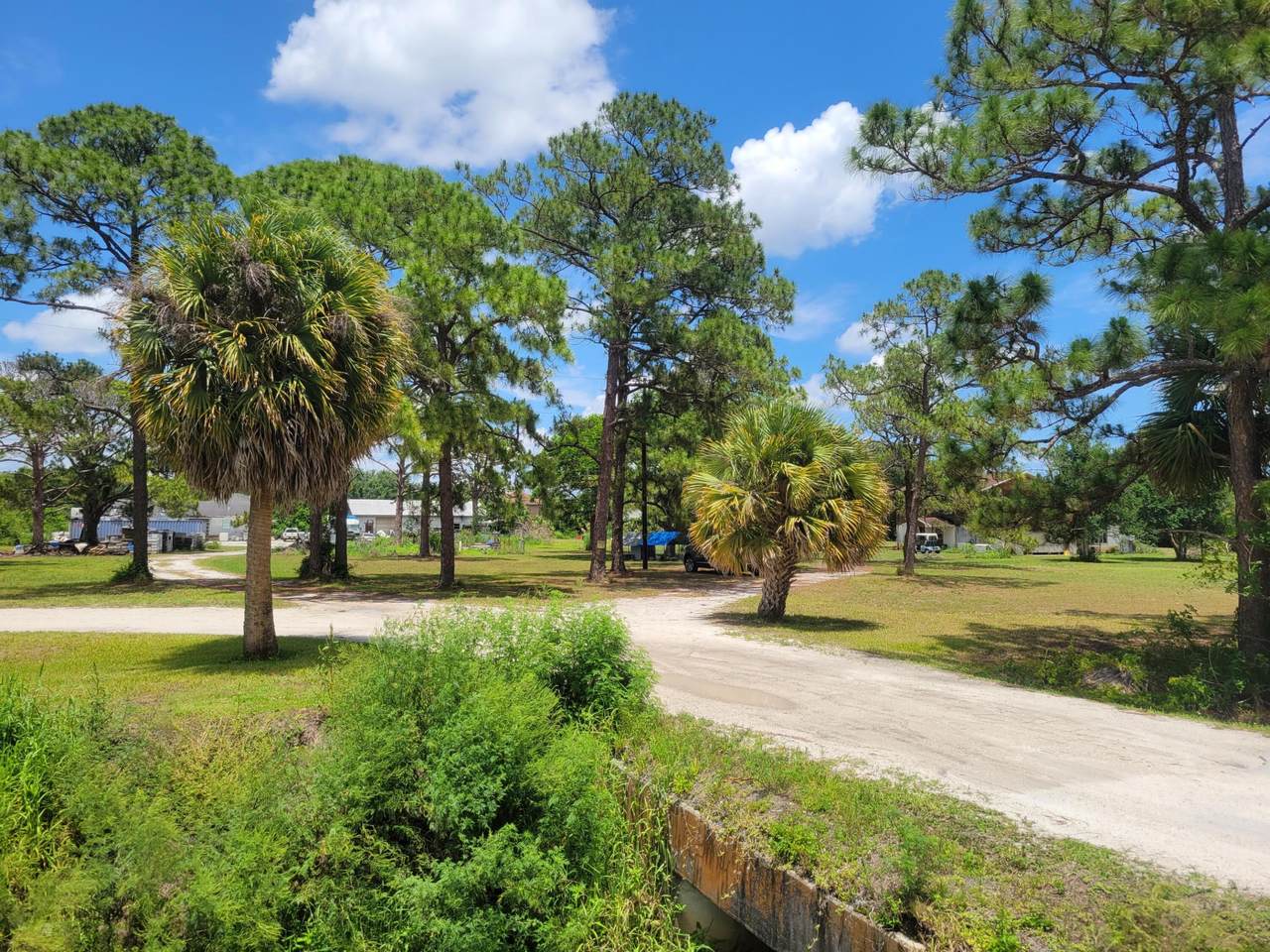 9610 Orange Avenue - Photo 1