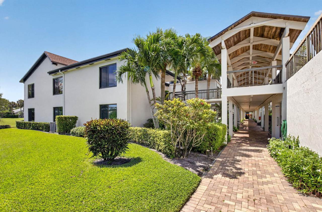 900 Greensward Lane - Photo 1