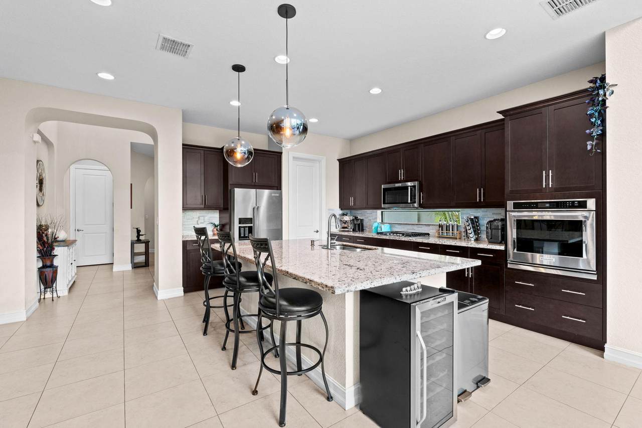 https://bt-photos.global.ssl.fastly.net/beaches/1280_boomver_1_B26028728-2.jpg