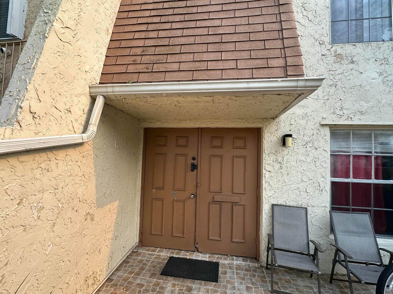 7424 75th Street - Photo 1