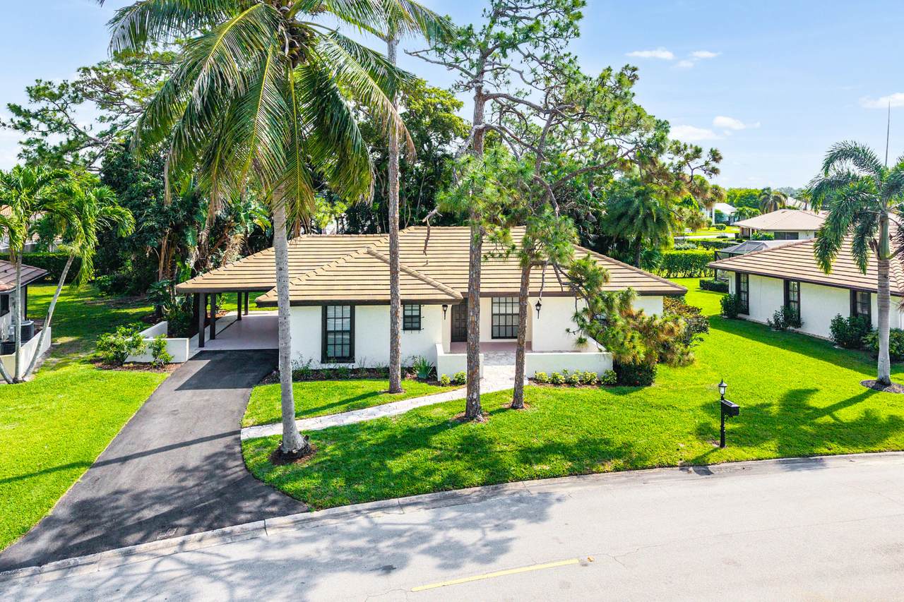 433 Pine Villa Drive - Photo 1