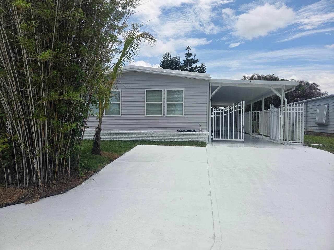 6950 Congress Street - Photo 1