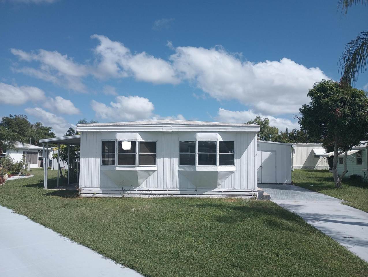 5 Florencia Lane - Photo 1