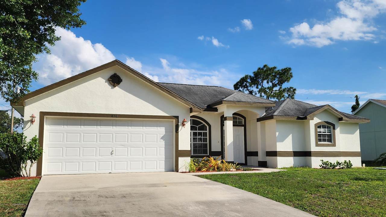 474 Namoit Place - Photo 1