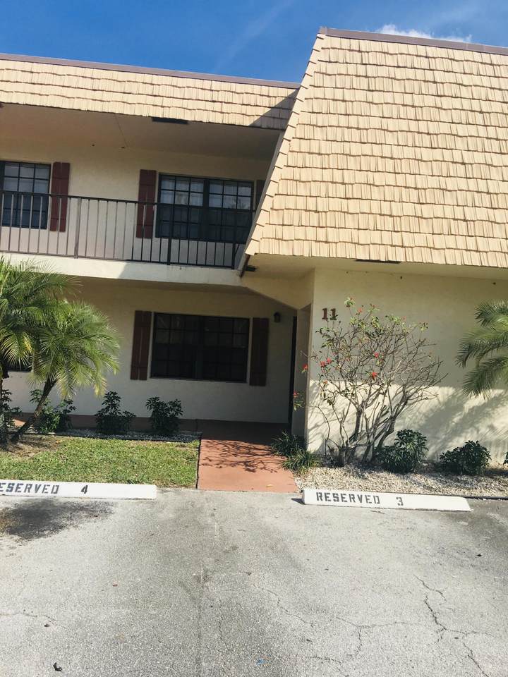 4243 Oak Terrace Drive - Photo 1