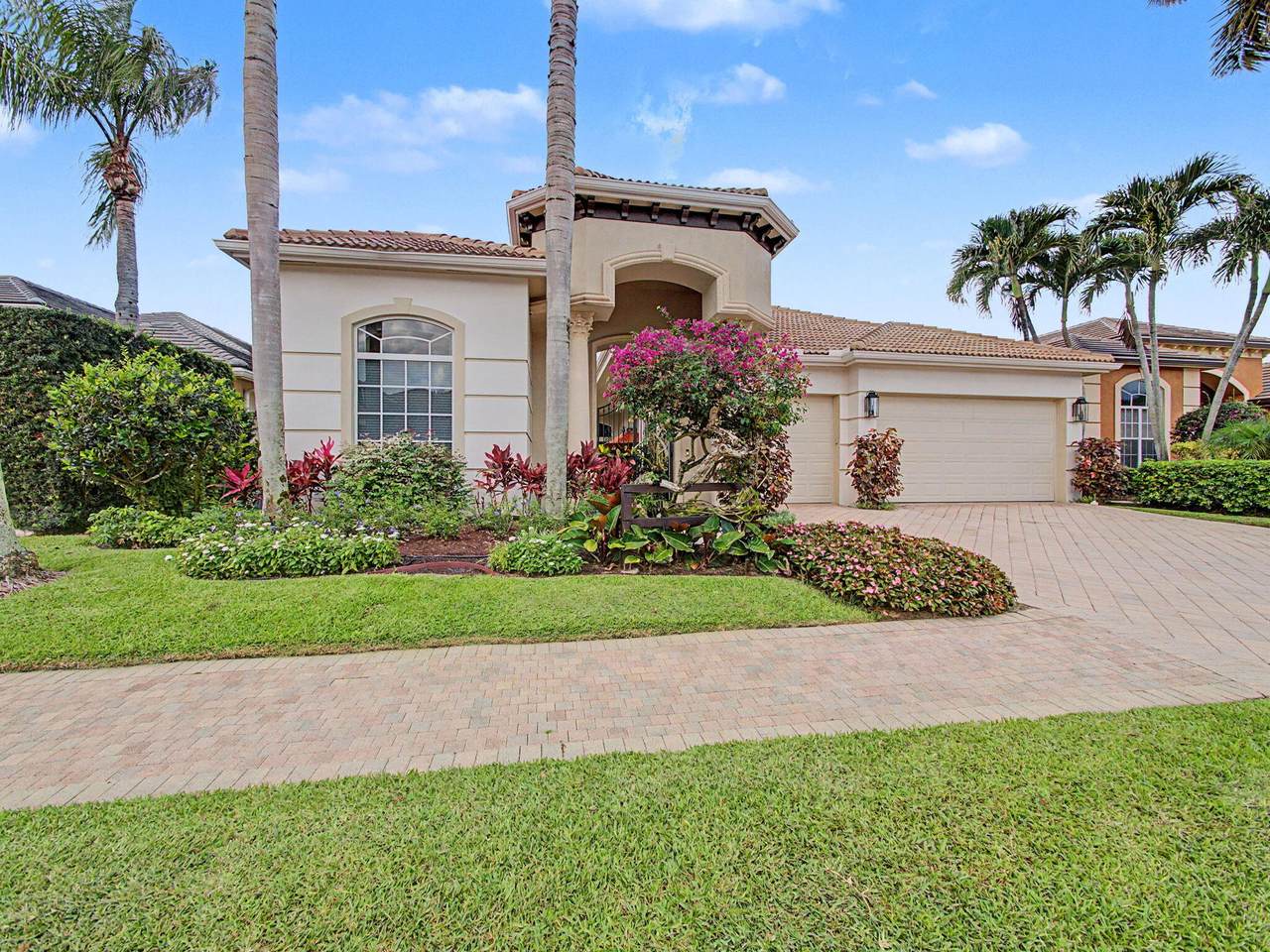 127 Vintageisle Lane - Photo 1