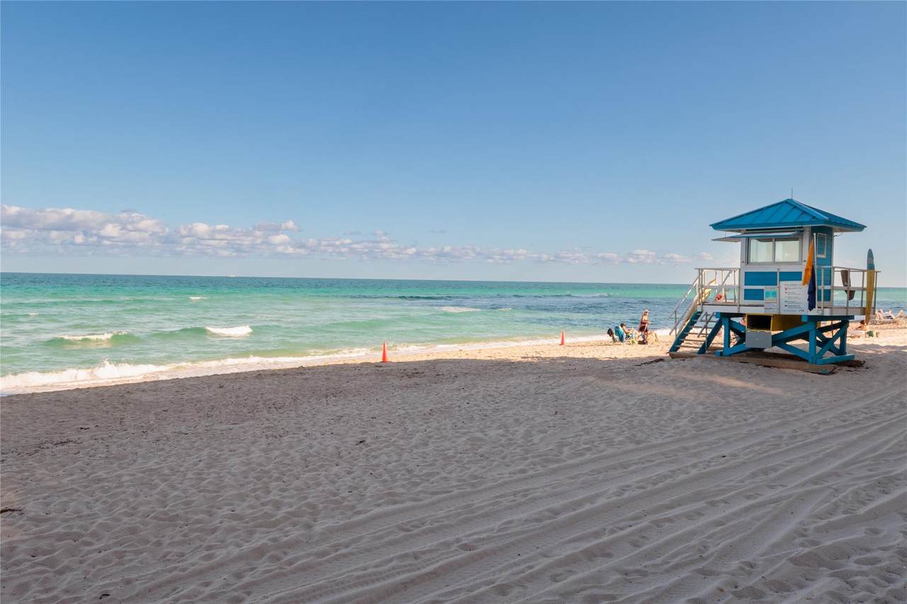 https://bt-photos.global.ssl.fastly.net/beaches/1280_boomver_1_B26029315-2.jpg