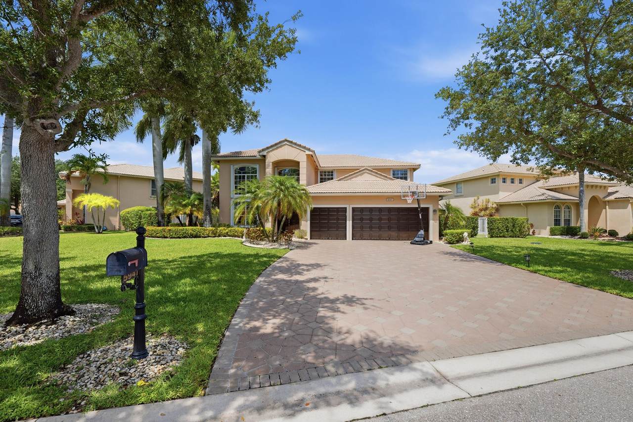 5947 54th Circle - Photo 1