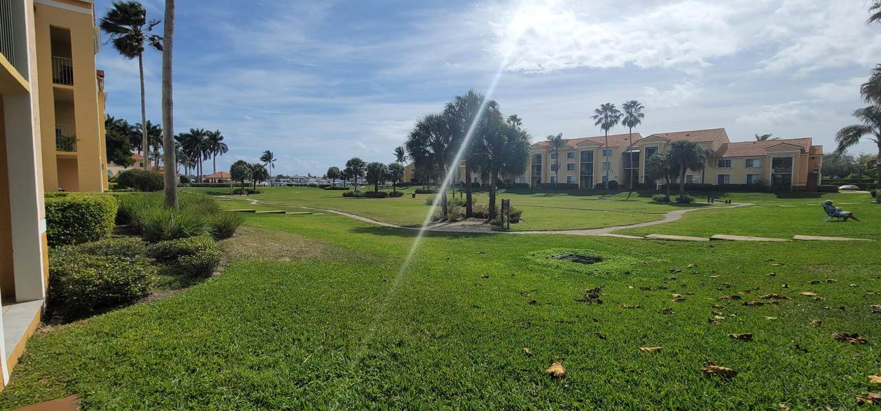 145 Yacht Club Way - Photo 1
