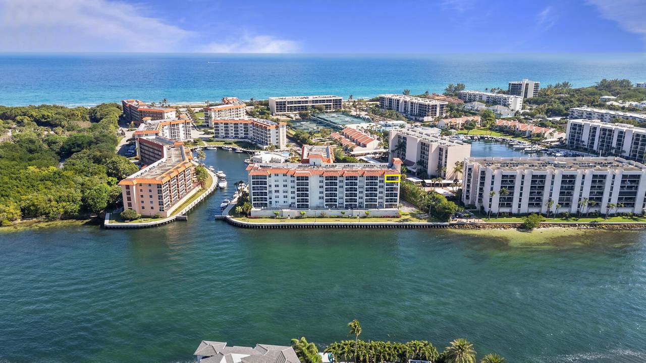 https://bt-photos.global.ssl.fastly.net/beaches/1280_boomver_1_B26029723-2.jpg