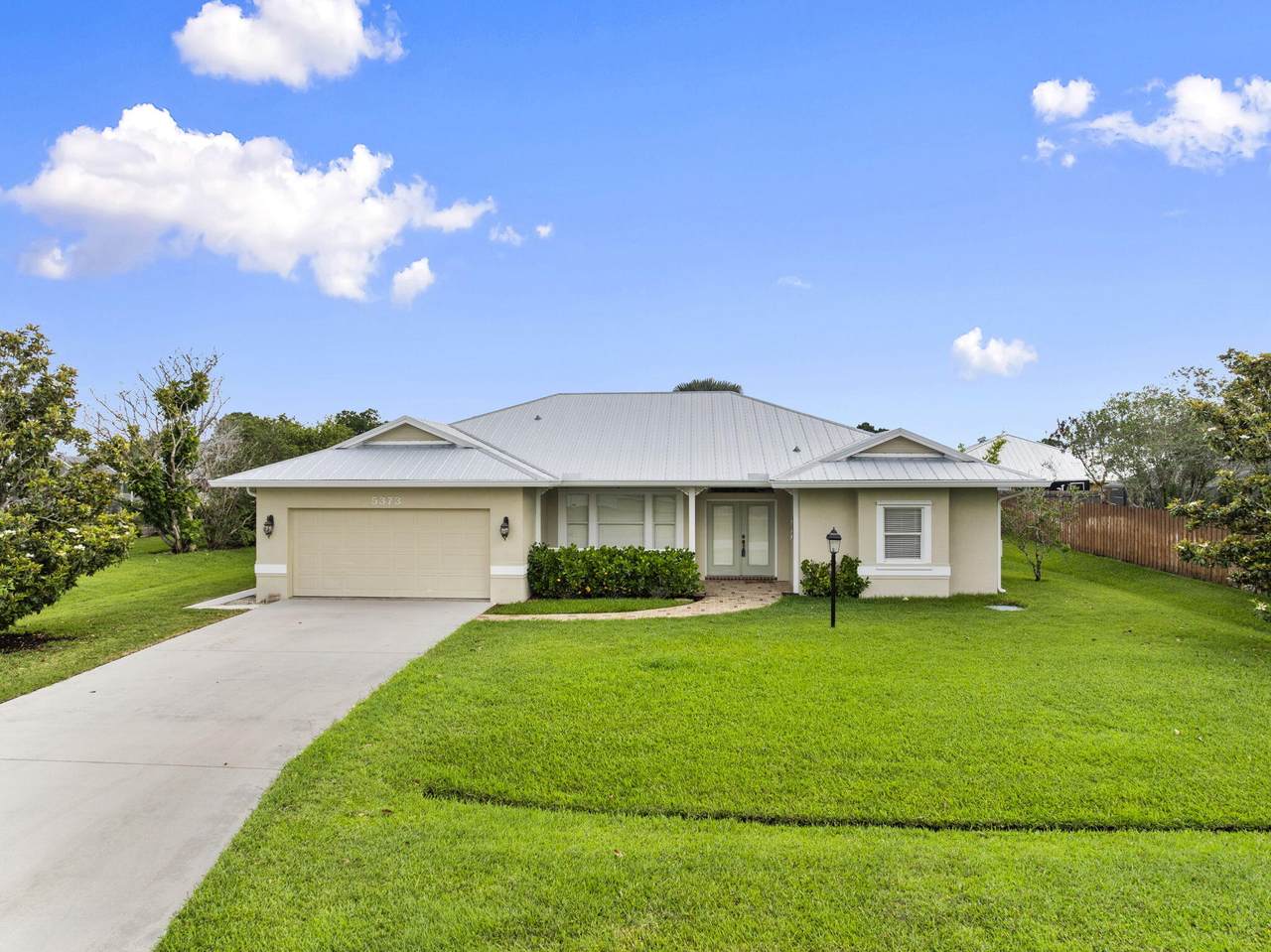 5373 Rugby Drive - Photo 1