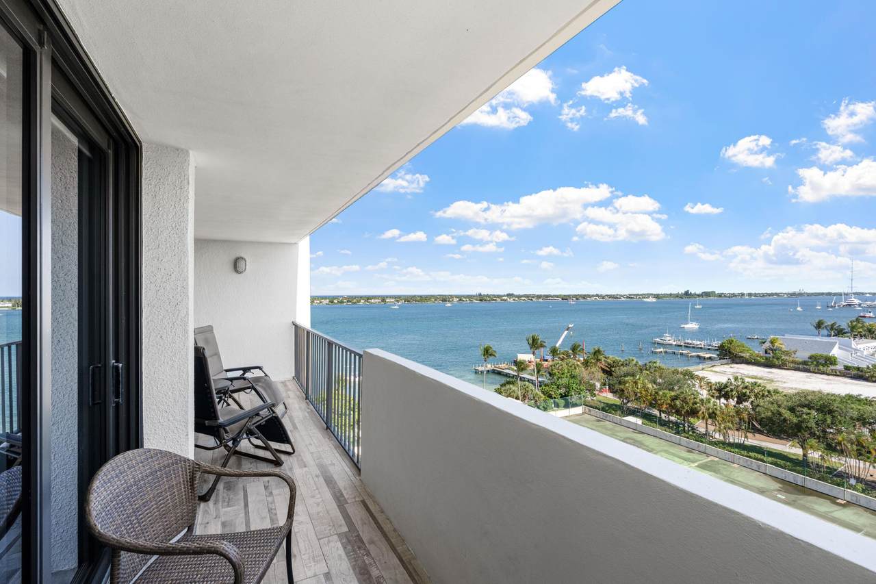 5600 Flagler Drive - Photo 1