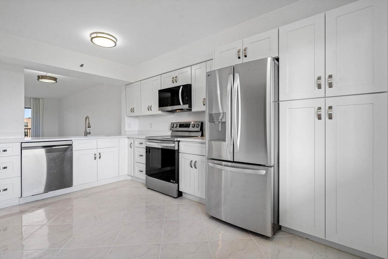 14475 Strathmore Lane - Photo 1