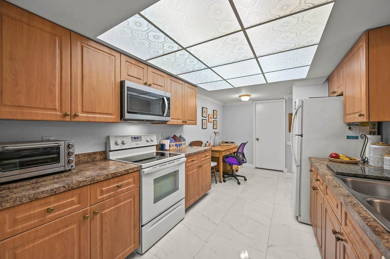 750 Egret Circle - Photo 1