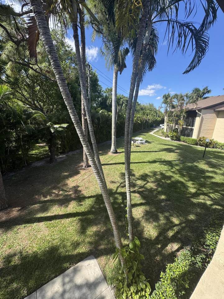 https://bt-photos.global.ssl.fastly.net/beaches/1280_boomver_1_B26030202-2.jpg