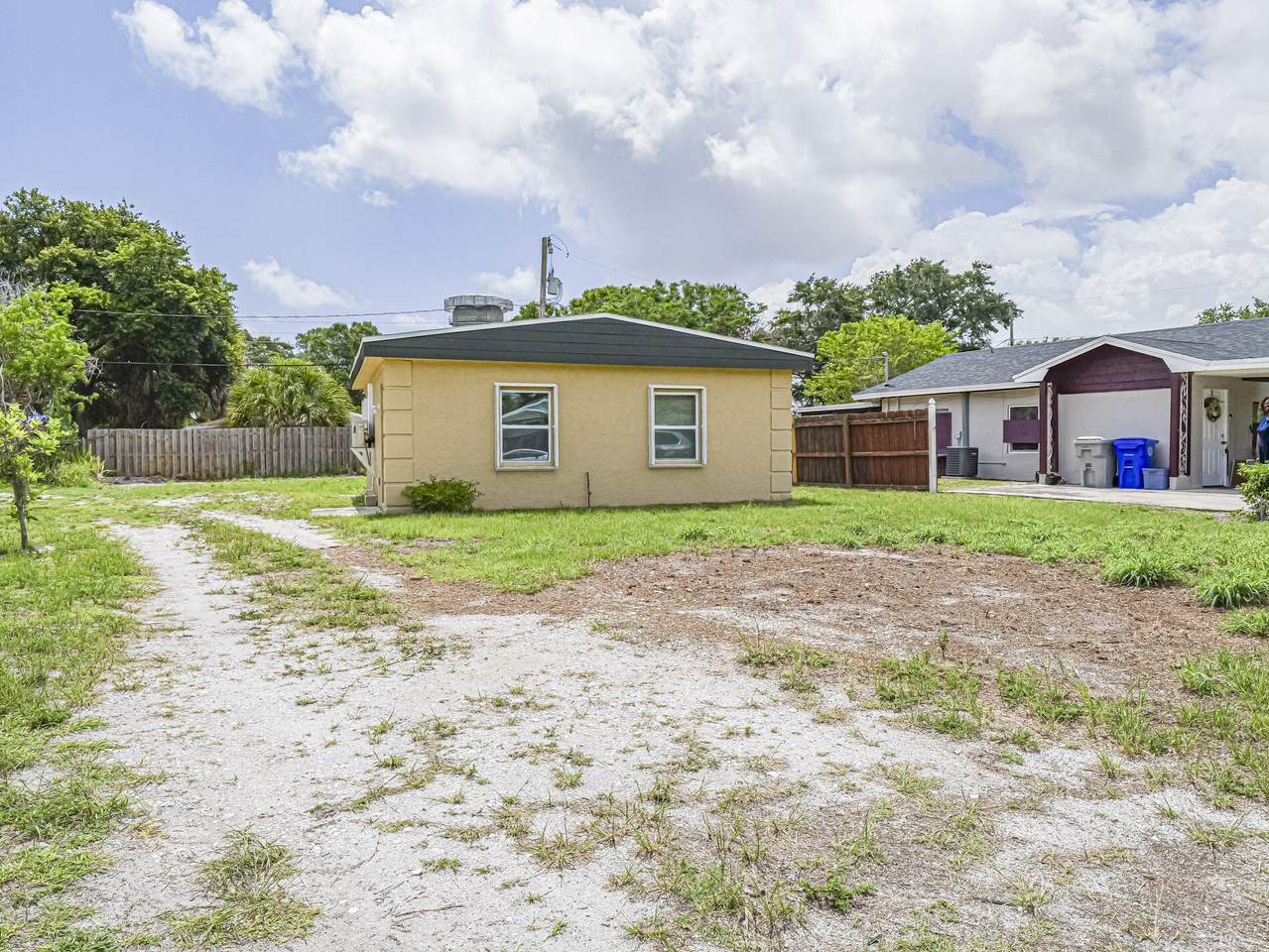 4716 29th Avenue - Photo 1