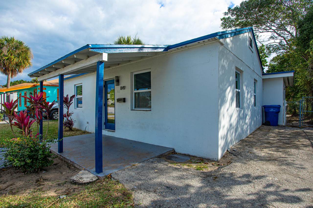 849 2nd Street - Photo 1