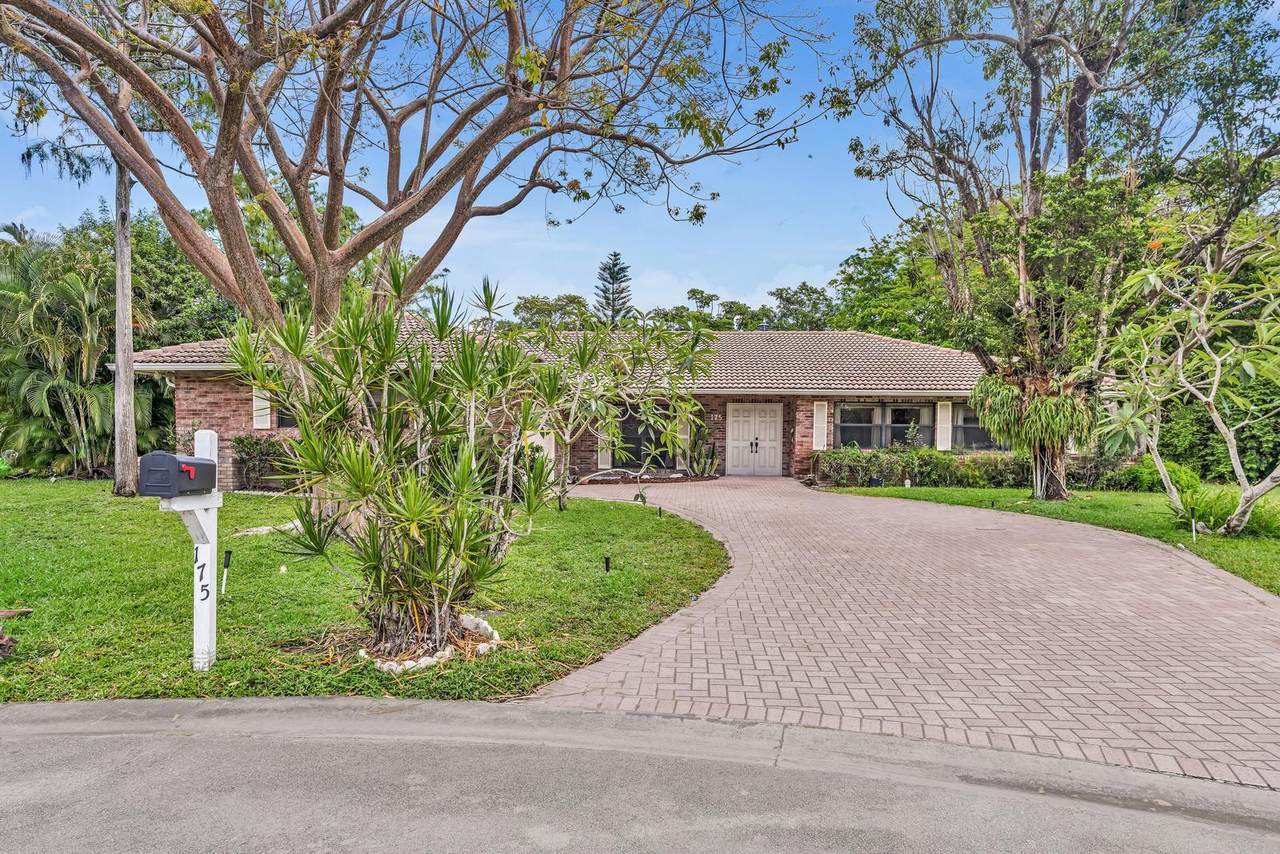 175 84th Way - Photo 1