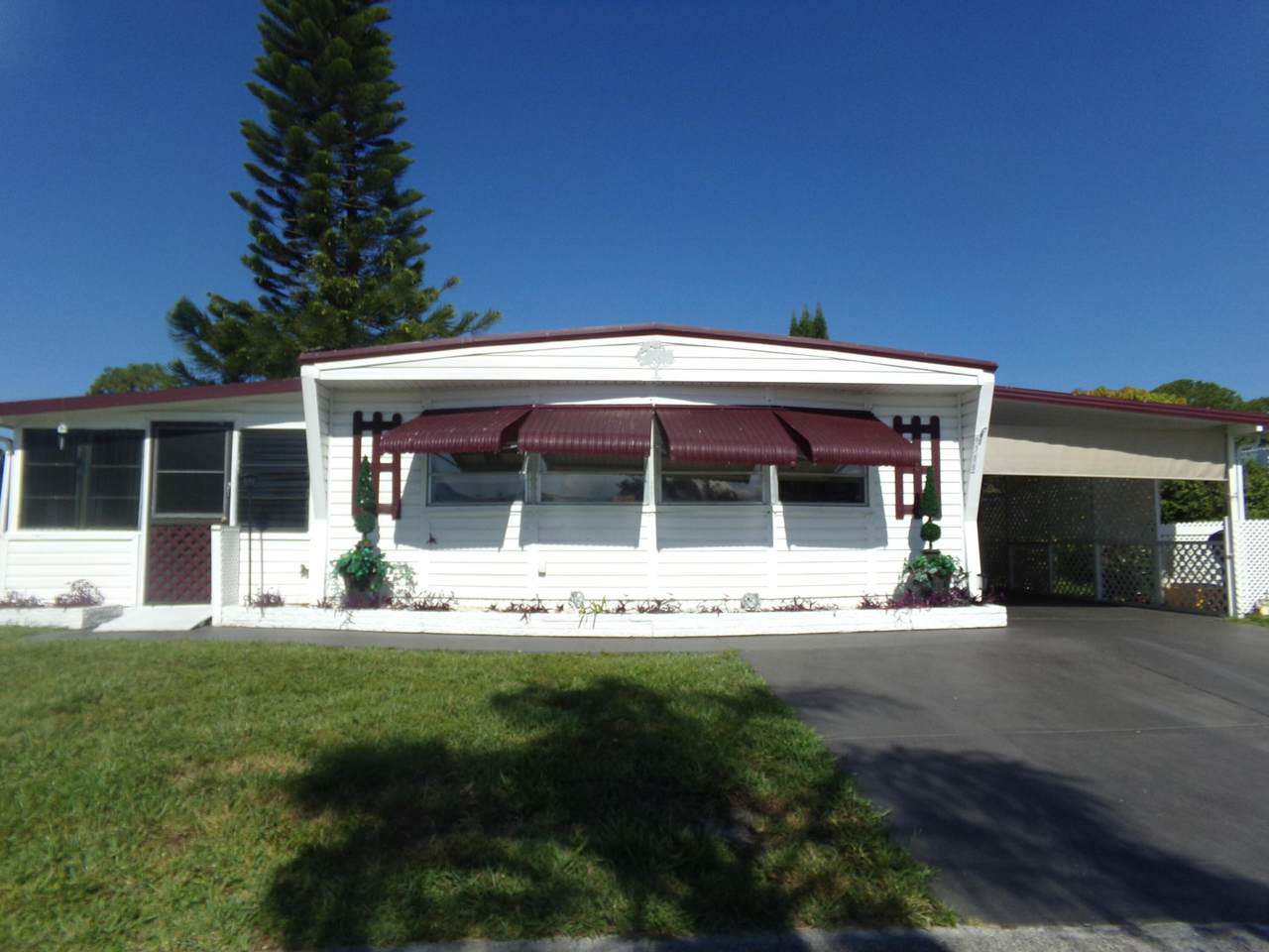 6385 Cypress Lane - Photo 1