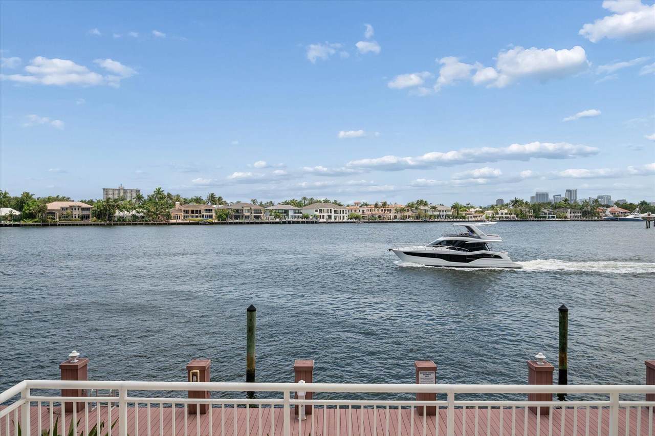 511 Bayshore Drive - Photo 1