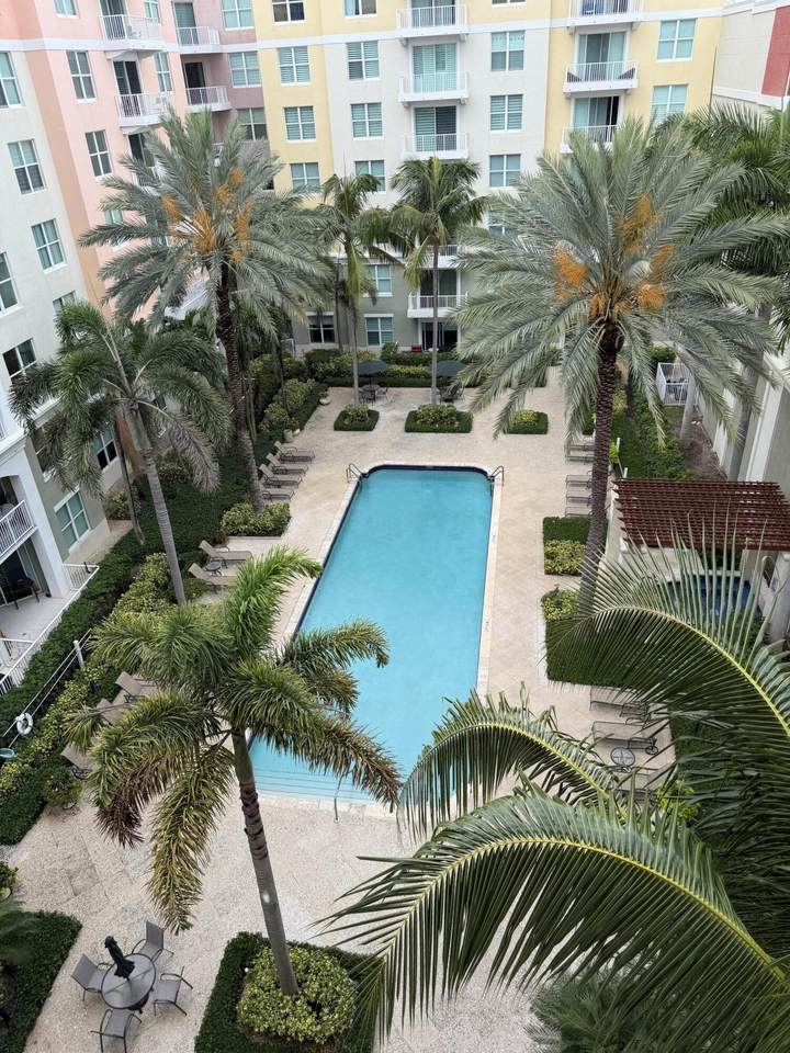 804 Windward Way - Photo 1